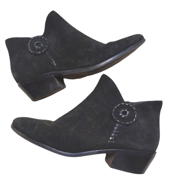 Jack Rogers Black Suede Booties Womens Size 7 Ankle Boots - Picture 1 of 11
